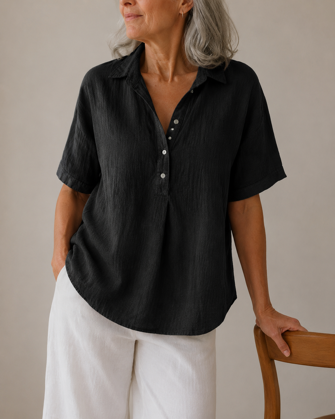 Daphne™ | Blouse avec col et détail de bouton
