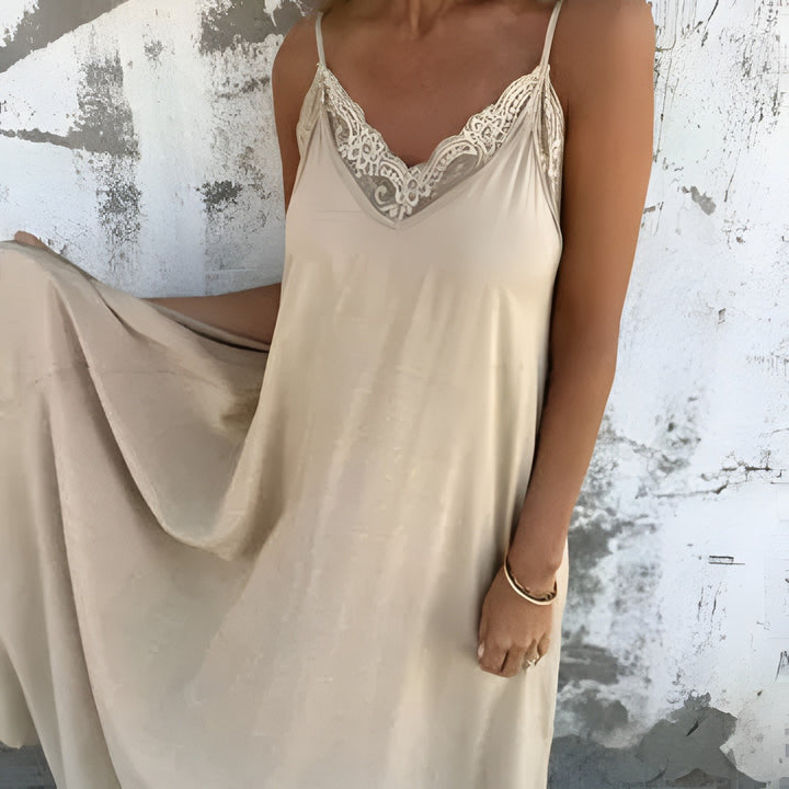 Coralie™ | Robe Maxi Élégante en Dentelle